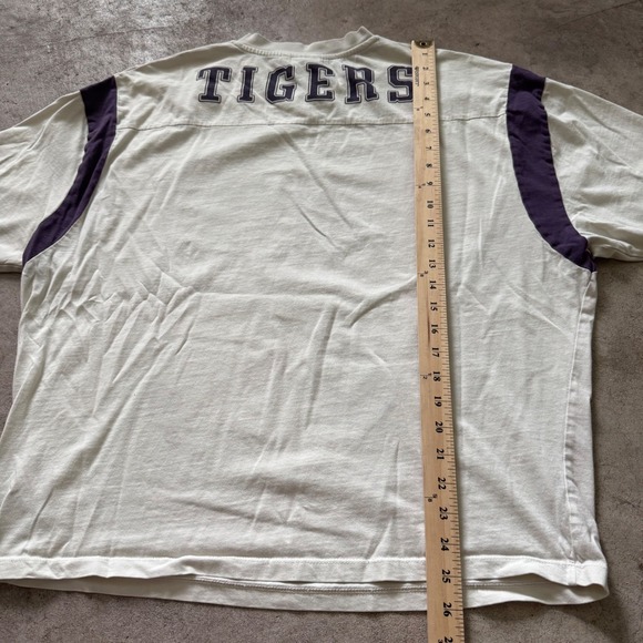 ASOS Design West Georgia Tigers Hockey Graphic Tee Boxy White Purple Size Medium - Picture 6 of 6